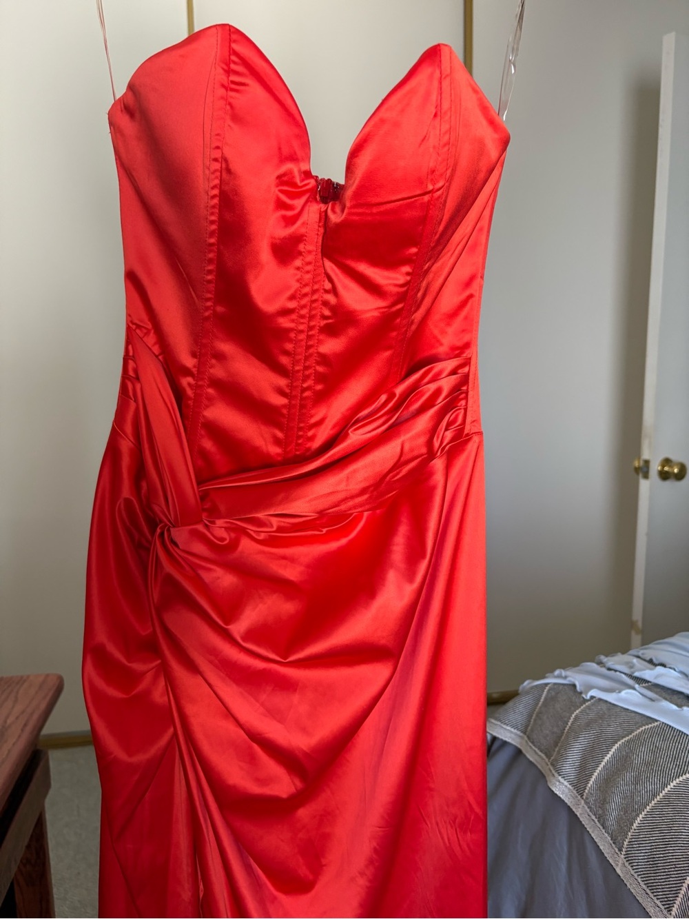 Fashion Nova Red Strapless Ruched Corset Wedding Dress - Picture 5 of 5